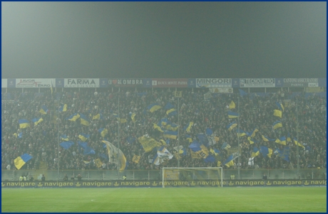 Parma-Bari 28-10-2009. BOYS PARMA 1977, foto ultras