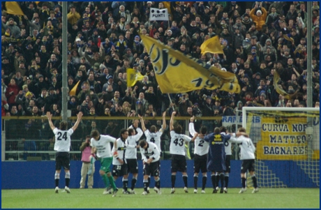 Parma-Bologna 13-12-2009. BOYS PARMA 1977, foto ultras