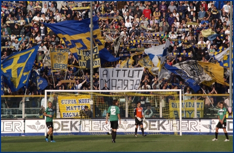 Parma-Siena 18-10-2009. BOYS PARMA 1977, foto ultras