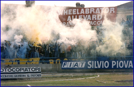 Carrarese-PARMA 29-01-1984. BOYS PARMA 1977, foto Ultras