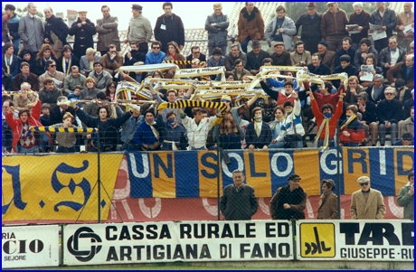 Fano-PARMA 08-04-1984. BOYS PARMA 1977, foto Ultras