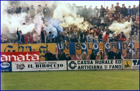 Fano-PARMA 08-04-1984. BOYS PARMA 1977, foto Ultras