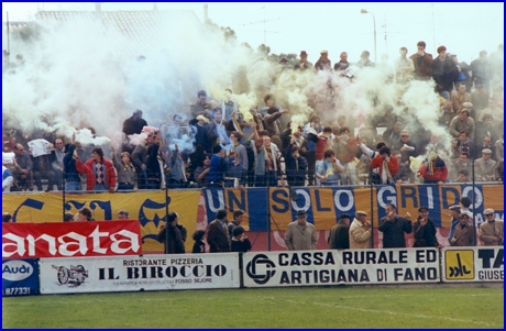 Fano-PARMA 08-04-1984. BOYS PARMA 1977, foto Ultras