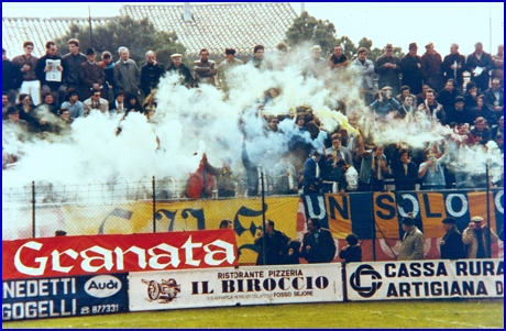 Fano-PARMA 08-04-1984. BOYS PARMA 1977, foto Ultras