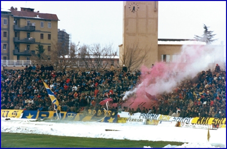 Modena-PARMA 04-03-1984. BOYS PARMA 1977, foto Ultras