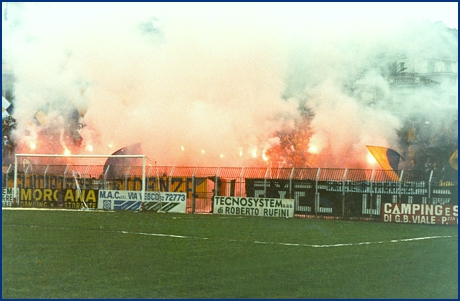 Sanremese-PARMA 03-06-1984. BOYS PARMA 1977, foto Ultras