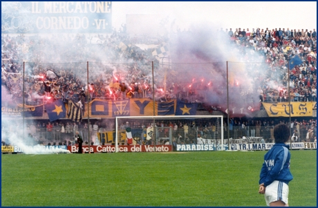 Vicenza-PARMA 20-05-1984. BOYS PARMA 1977, foto Ultras