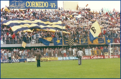 Vicenza-PARMA 20-05-1984. BOYS PARMA 1977, foto Ultras