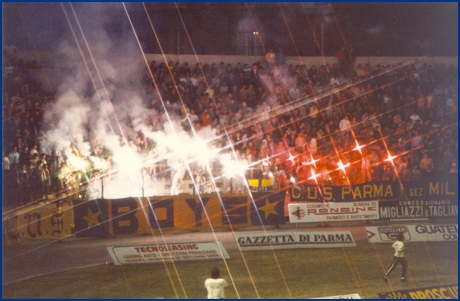 Parma-Fiorentina 12-06-1985. BOYS PARMA 1977, foto ultras