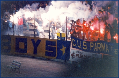 Parma-Fiorentina 12-06-1985. BOYS PARMA 1977, foto ultras