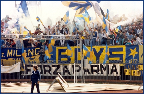 Empoli-Parma 21-04-1985. BOYS PARMA 1977, foto ultras