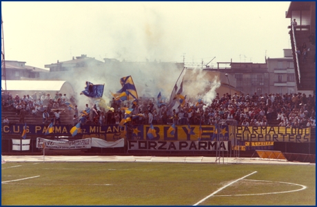 Empoli-Parma 21-04-1985. BOYS PARMA 1977, foto ultras