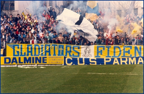 Monza-Parma 24-03-1985. BOYS PARMA 1977, foto ultras