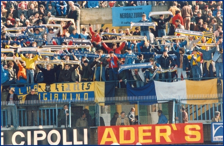 Pisa-PARMA 03-03-1985. BOYS PARMA 1977, foto ultras