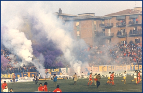 PARMA-Bari 03-02-1985. BOYS PARMA 1977, foto ultras