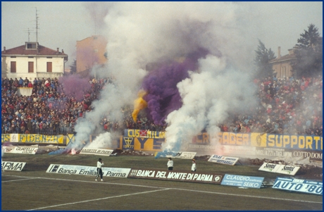 PARMA-Bari 03-02-1985. BOYS PARMA 1977, foto ultras