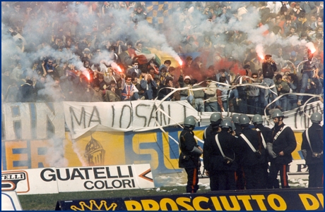 Parma-Bologna 31-03-1985. BOYS PARMA 1977, foto ultras