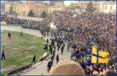 Parma-Bologna 31-03-1985. BOYS PARMA 1977, foto ultras