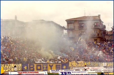 PARMA-Perugia 23-09-1984. BOYS PARMA 1977, foto Ultras