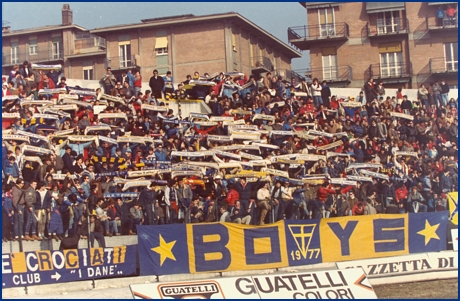 Parma-Taranto 24-02-1985. BOYS PARMA 1977, foto ultras