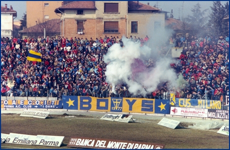 Parma-Taranto 24-02-1985. BOYS PARMA 1977, foto ultras