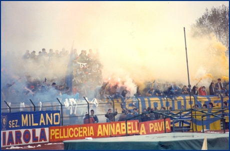 Piacenza-Parma 16-11-1985. BOYS PARMA 1977, foto ultras