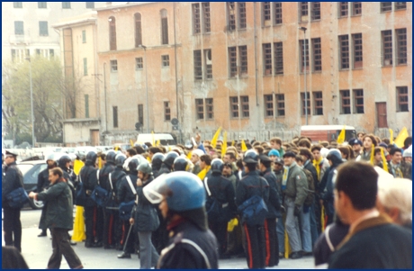 Genoa-PARMA 08-12-1991. BOYS PARMA 1977, foto Ultras