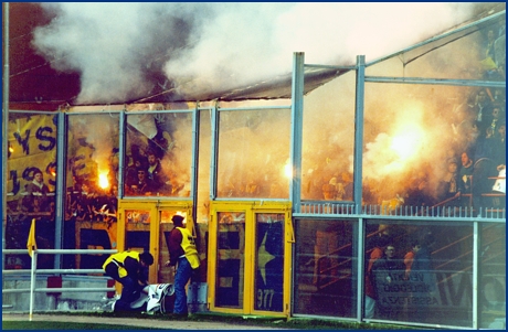 Genoa-PARMA 30-01-1994. BOYS PARMA 1977, foto Ultras