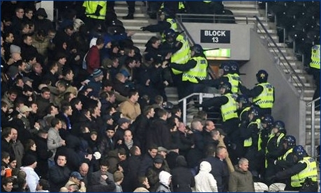 24-01-2009 Hull-Millwall al KC Stadium. I tifosi del Milwall