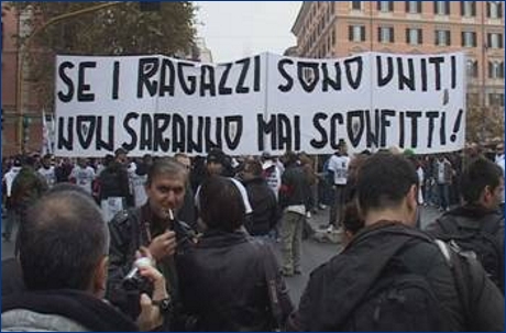 Roma, 14 novembre 2009. Manifestazione ultras contro la Tessera del Tifoso