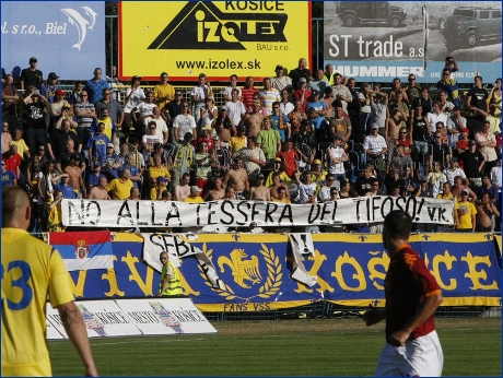 Striscione ''No alla Tessera del Tifoso'', degli ultras slovacchi del Viva Kosice