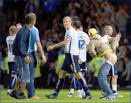 West Ham-Millwall del 25 agosto 2009. Scontri ed invasioni di campo